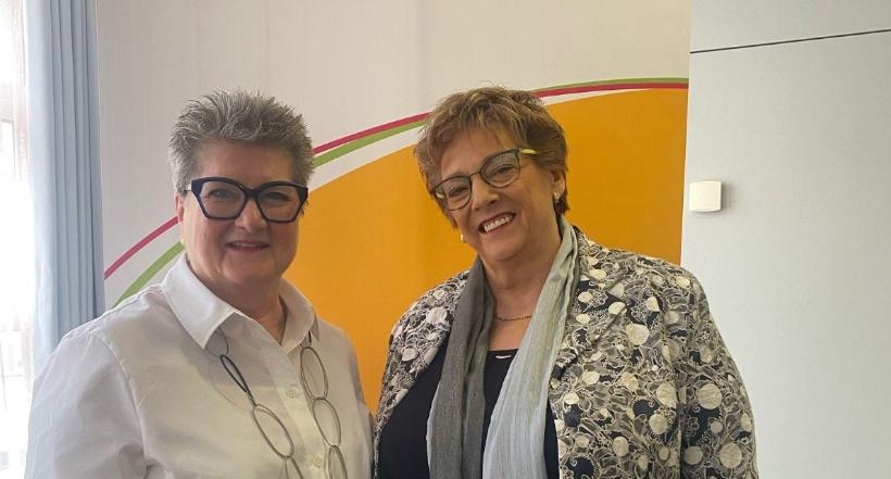 Petra Löwenbrück und Renate Krings vom Ständigen Ausschuss „Frauen und Erwerbsarbeit“