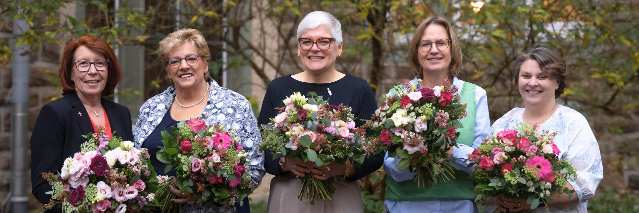 Foto des Vorstands des kfd-Diözesanverbands Köln 2025 (c) kfd-Diözesanverband Köln, Jeanette Bühren / strays.photography Foto des Vorstands des kfd-Diözesanverbands Köln 2025