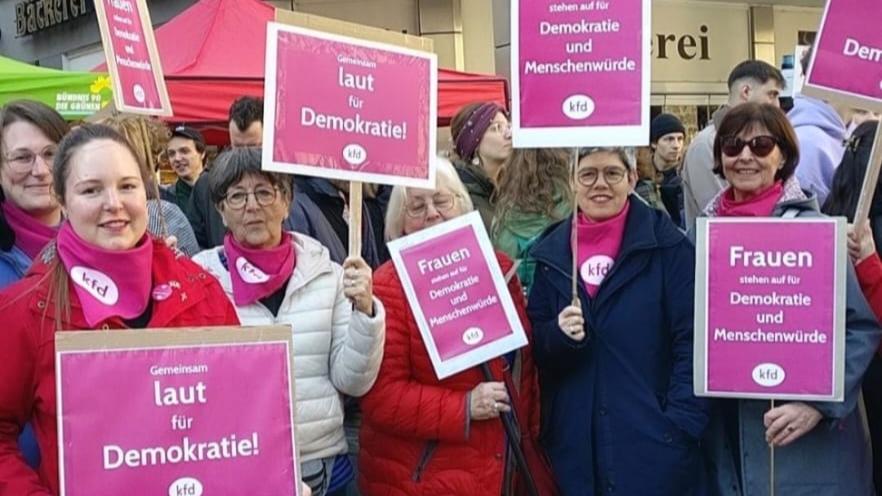 Mahnwache AfD in Koeln