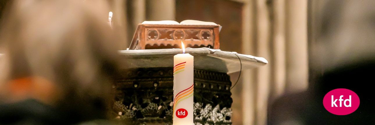 kfd-Kerze im Kölner Dom (c) kfd DV Köln / Jörg Brocks kfd-Kerze im Kölner Dom