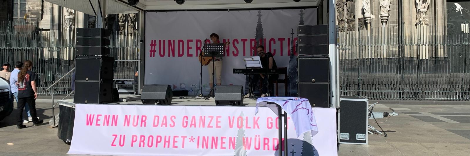 Abschlusskundgebung Zukunftskongress Roncalliplatz 25.09.2021_14